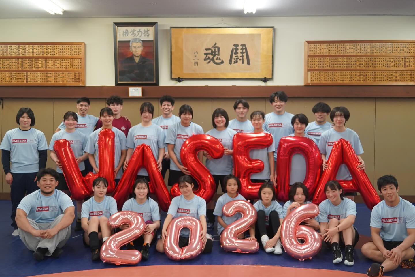 《早稲田女子合宿》
2/21~2/23の3日間、早稲田大学にて女子学生を対象とした合宿を行いました❗️
OBOGの方々にもご協力いただき、実りある会となりました。
ありがとうございます🌸
●2月21日(合宿1日目)
OB OGコーチスタッフ
梅林太朗、吉村拓海、伊藤海
●2月22日(合宿2日目)
OB OGコーチスタッフ
梅林太朗、片岡梨乃、加藤和弥、伊藤海
●2月23日(合宿3日目)
OB OGコーチスタッフ
梅林太朗、片岡梨乃、加藤和弥
※敬称略で失礼致します。
複数の合宿の日程が重なり、学年末テスト前で参加を断念する選手が多い中で、例年に比べ少ない参加人数でしたが活気ある有意義な合宿となりました🌟
ご参加いただきありがとうございました!
#waseda #wrestling #japanwrestling #wasedawrestling